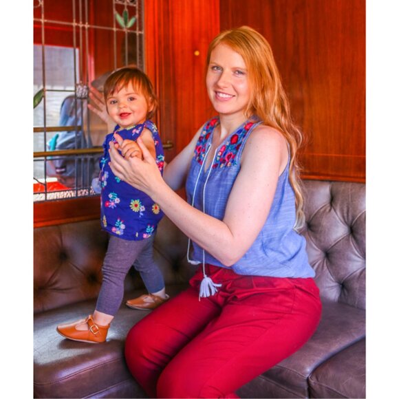 Gap Burnt Orange Paper Bag Pants - Picture 4 of 11